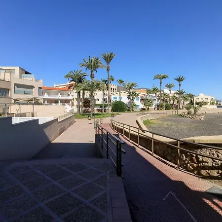 Aticos Cala Playa Apartment *